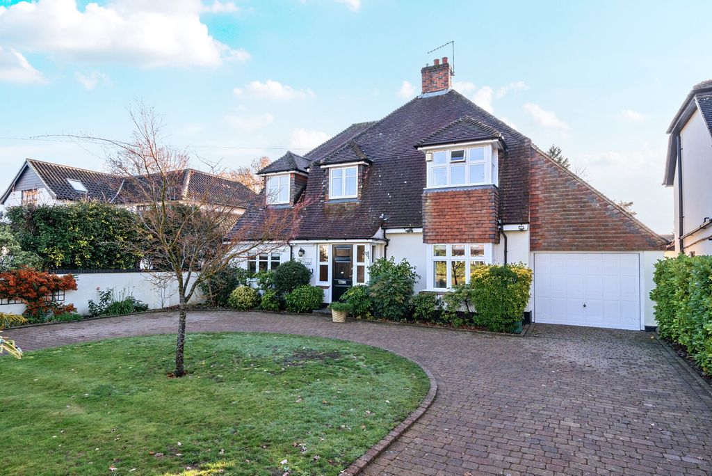 Property photo 1 of 32 1386161-2-69301Ae...