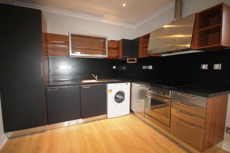 Property photo 3 of 5 Kitchen