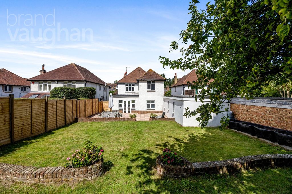 Property photo 3 of 35 Picture No. 57
