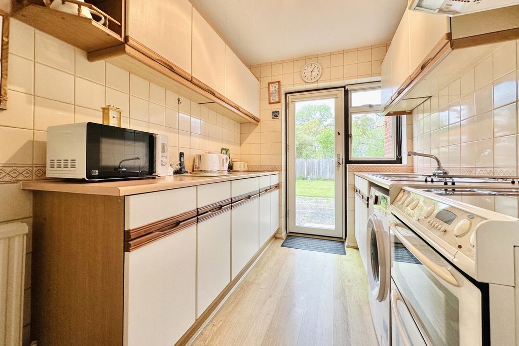 Property photo 3 of 11 Picture No. 05