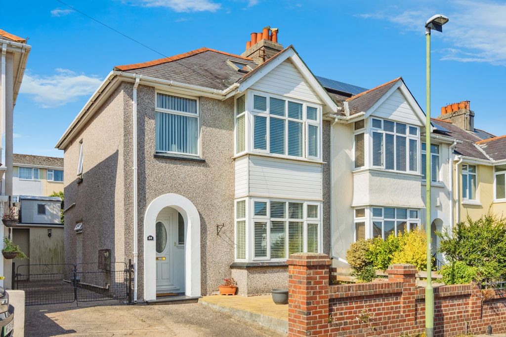 Property photo 1 of 22 Photo