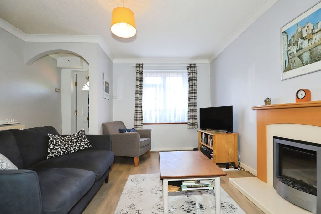 Property photo 3 of 20 Pbox-Img.Jpg