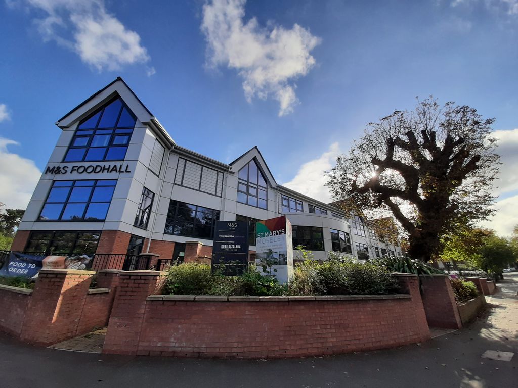 Property photo 1 of 9