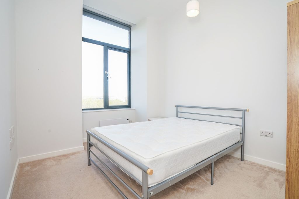 Property photo 3 of 20 Bedroom