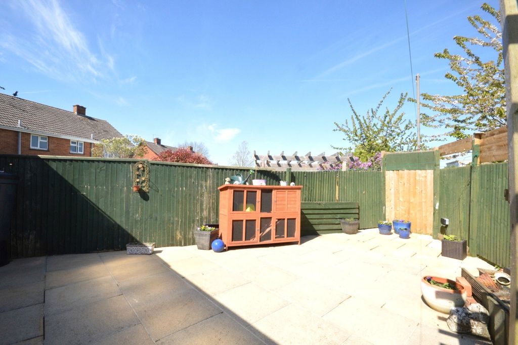 Property photo 3 of 12 3 - Picture No. 31