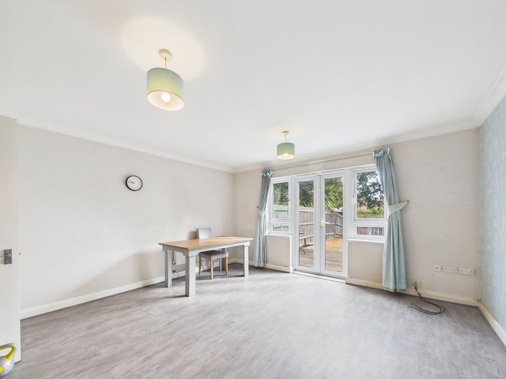 Property photo 2 of 14 Picture No. 05