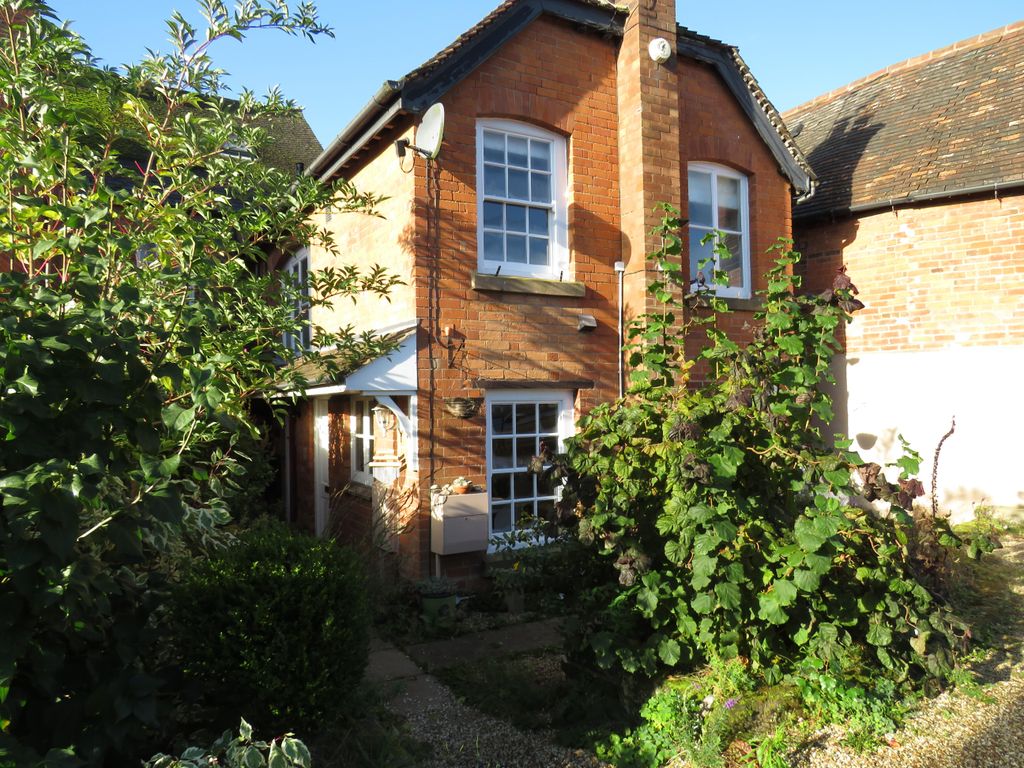 Property photo 2 of 8 Image