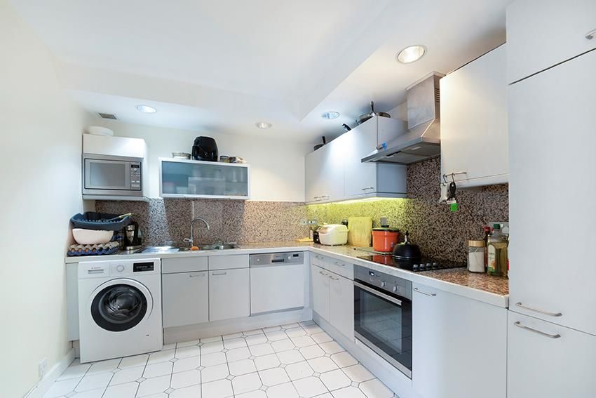 Property photo 2 of 13 Image