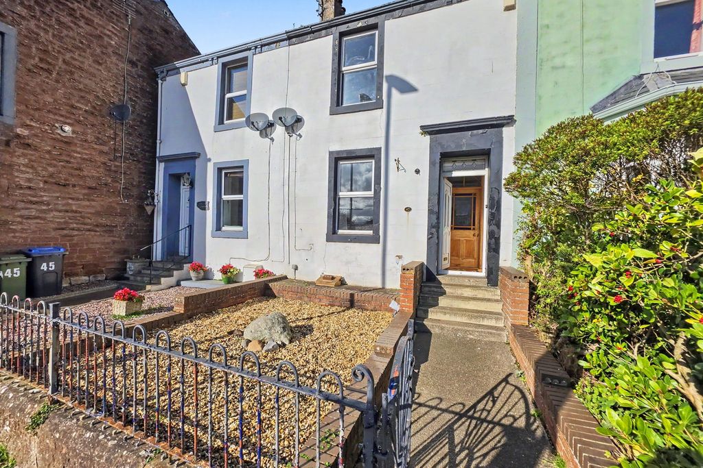 Property photo 1 of 14