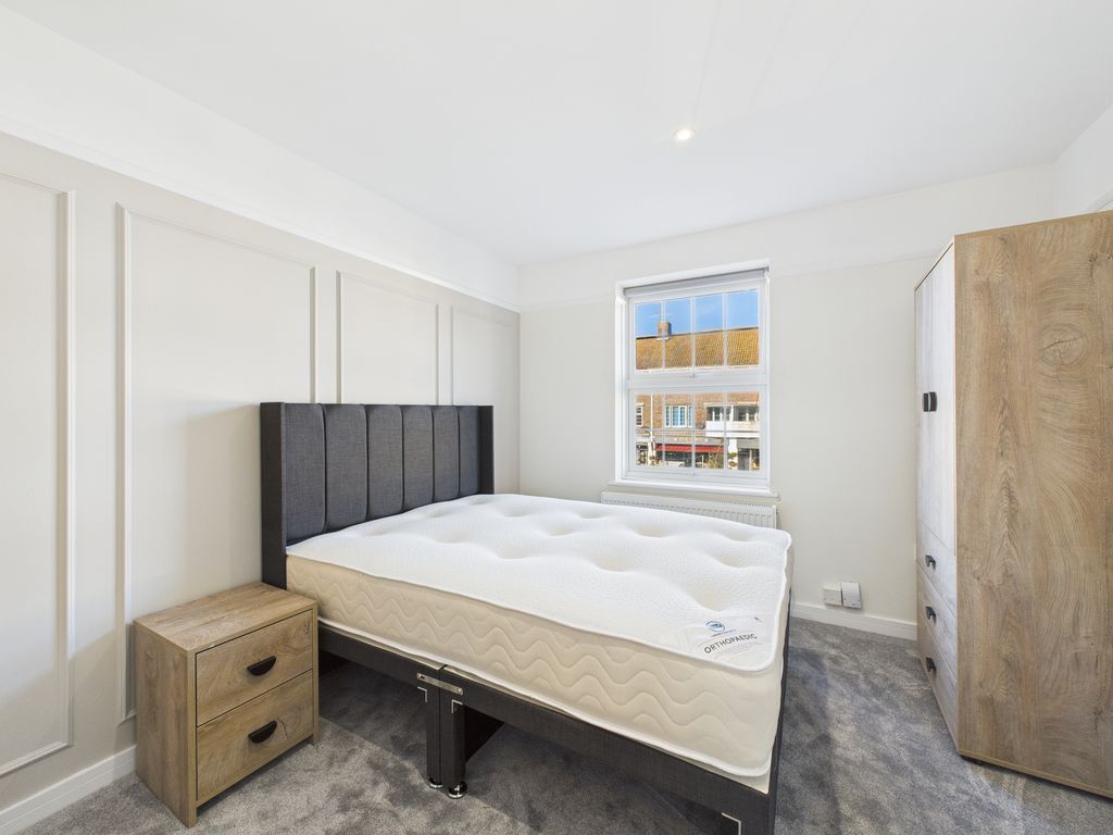 Property photo 2 of 6 Room 3