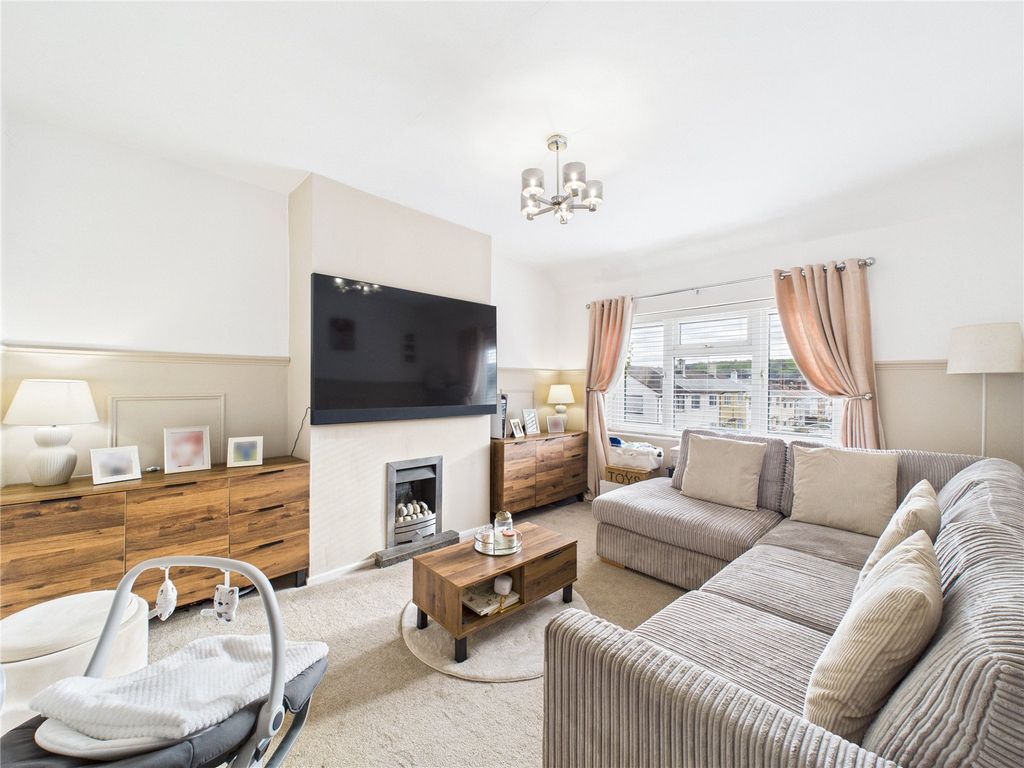 Property photo 1 of 16 Picture No. 04