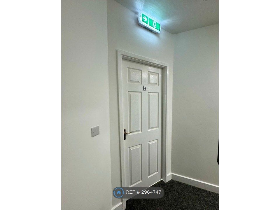 Property photo 3 of 26
