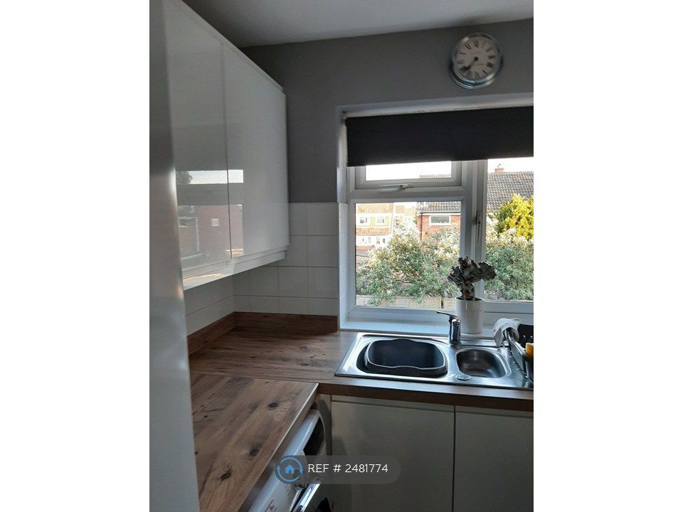 Property photo 3 of 8