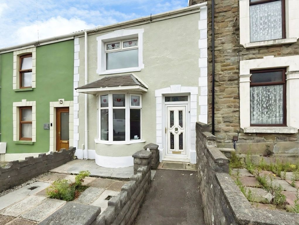 Property photo 1 of 20
