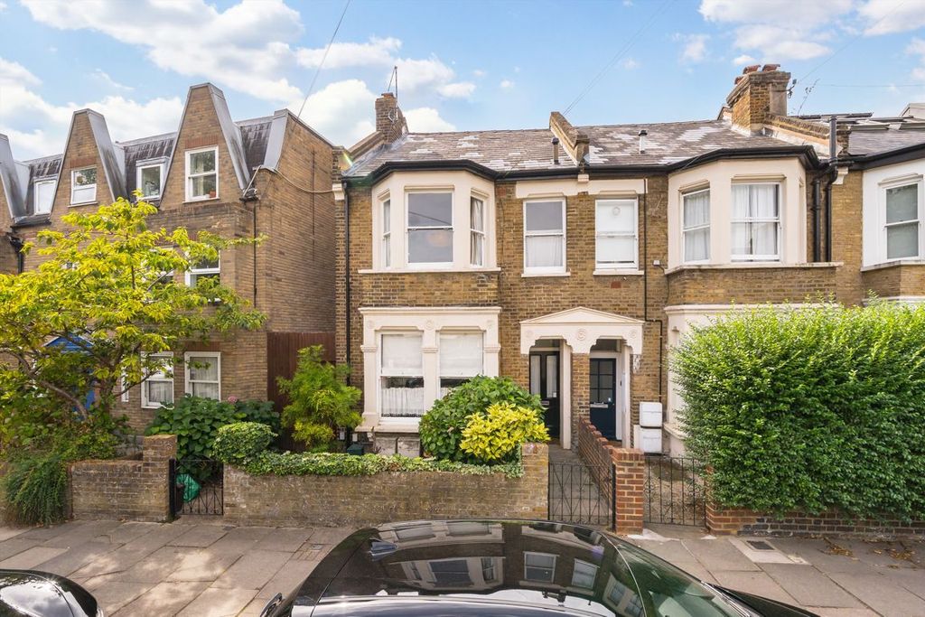 Property photo 1 of 7
