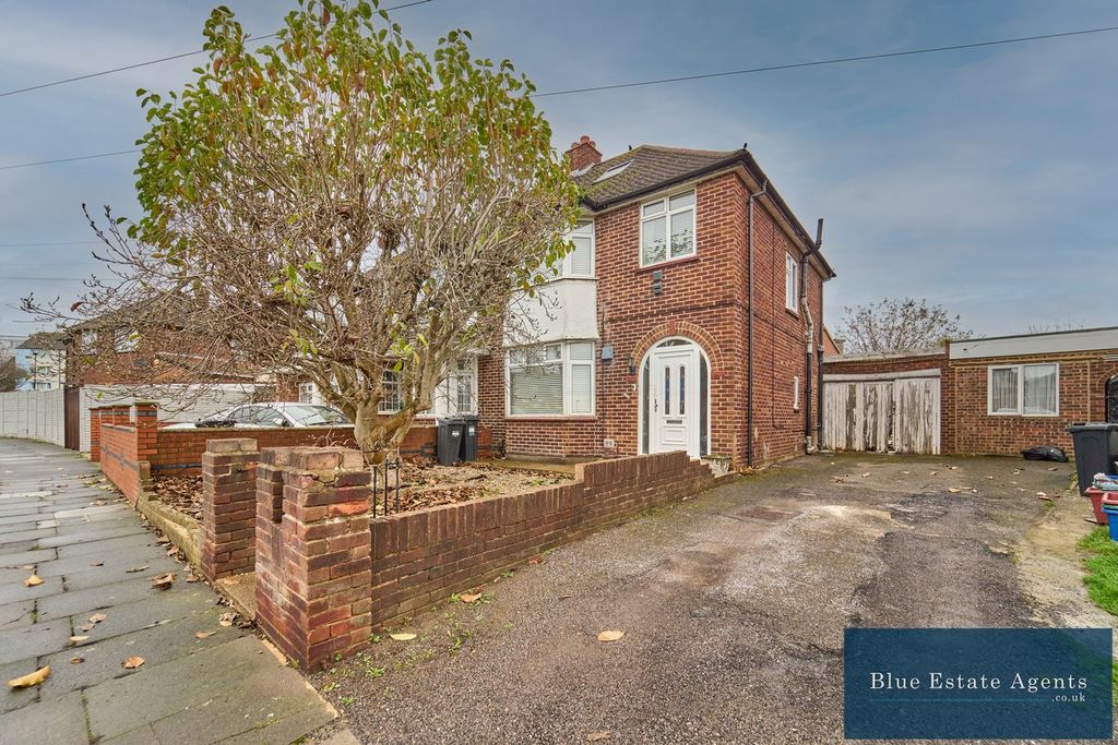 Property photo 2 of 41 Front Elevation