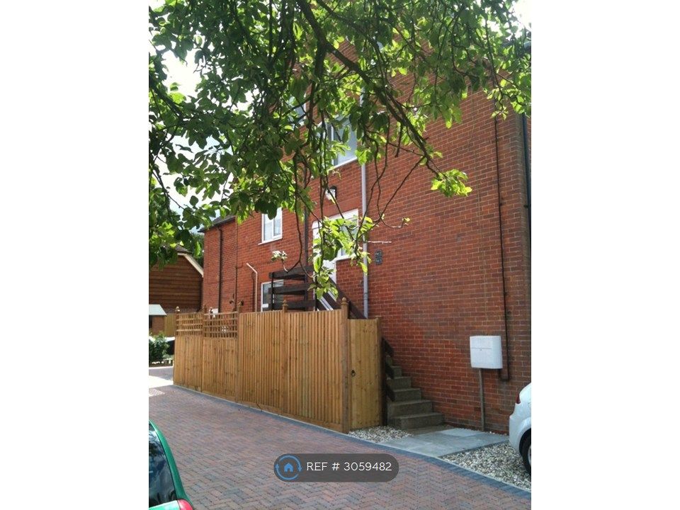 Property photo 3 of 9