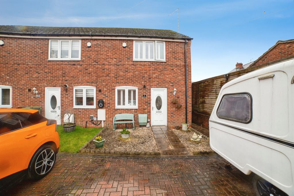 Property photo 1 of 18