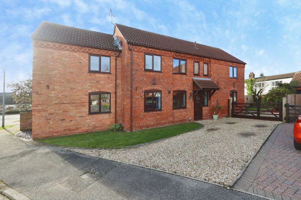 Property photo 1 of 28 5057390