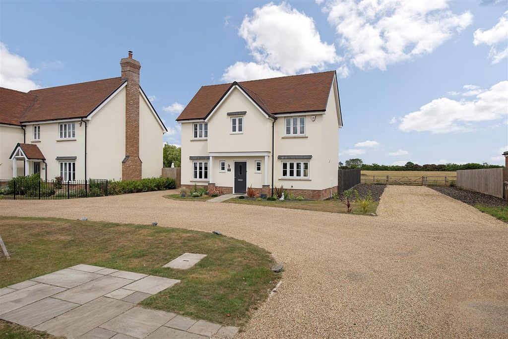 Property photo 1 of 36 White Beams Ph02.Jpg