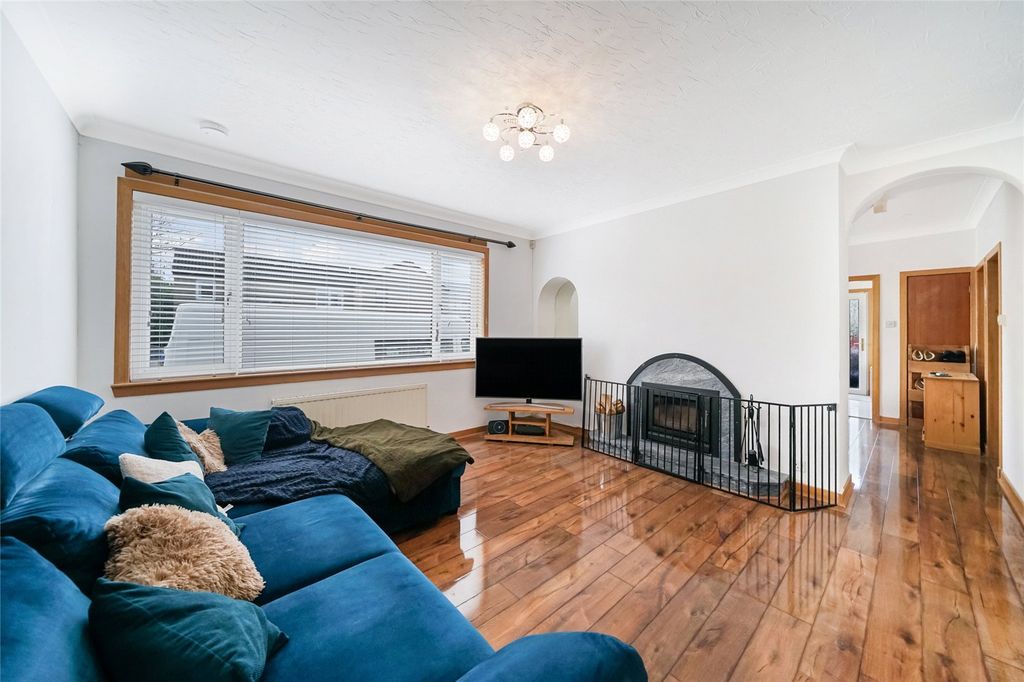 Property photo 3 of 23 Picture No. 04