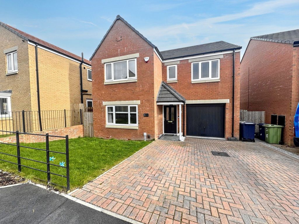 Property photo 1 of 30