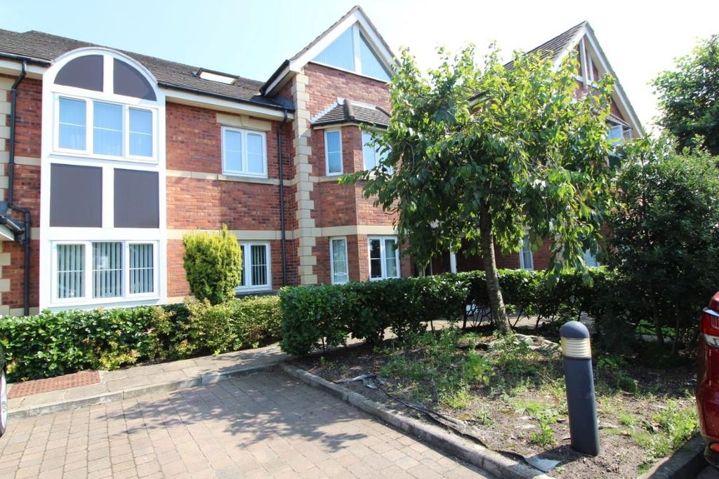 Property photo 2 of 12 Img_1188-Karenparkspc.Jpg