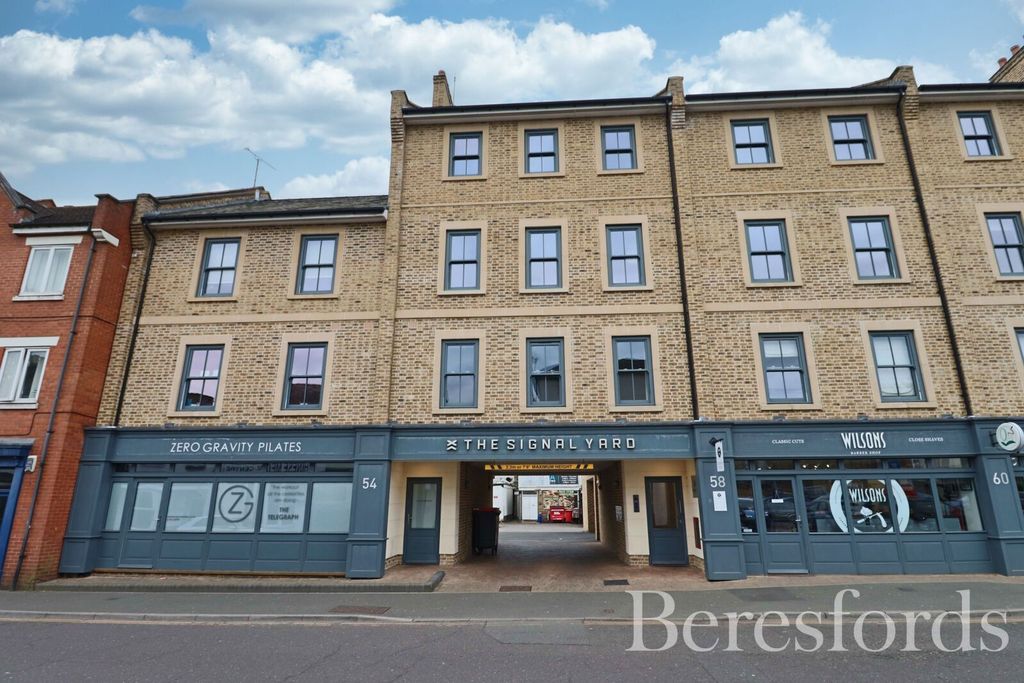 Property photo 1 of 10 Front