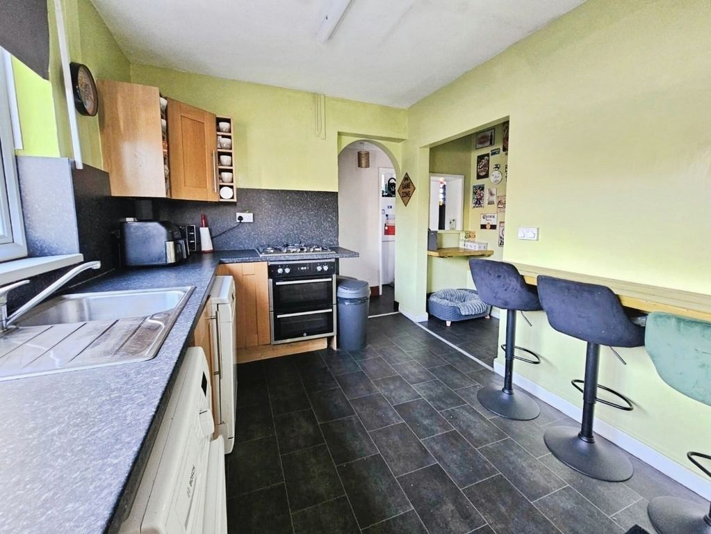 Property photo 3 of 20 Pbox-Img.Jpg