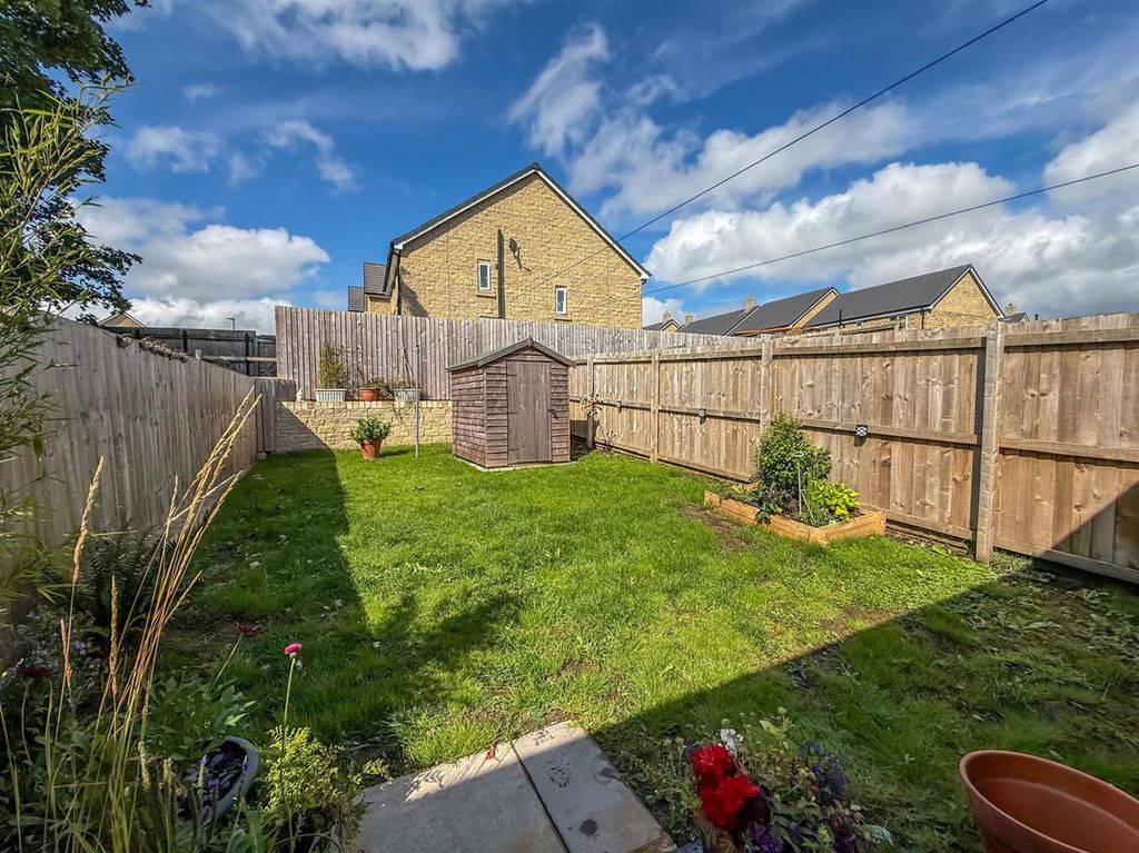 Property photo 2 of 11 Rear Garden