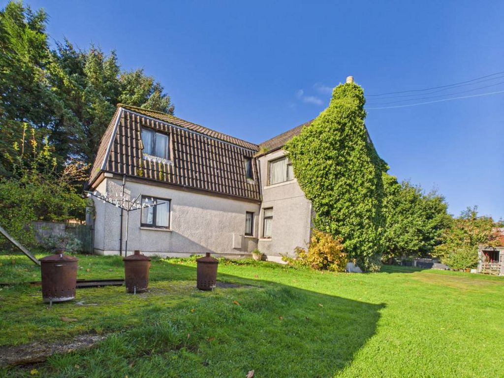 Property photo 3 of 49
