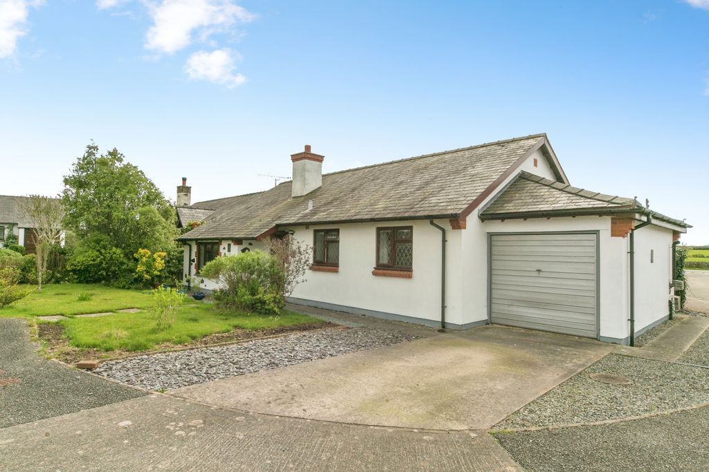 Property photo 2 of 15 Front