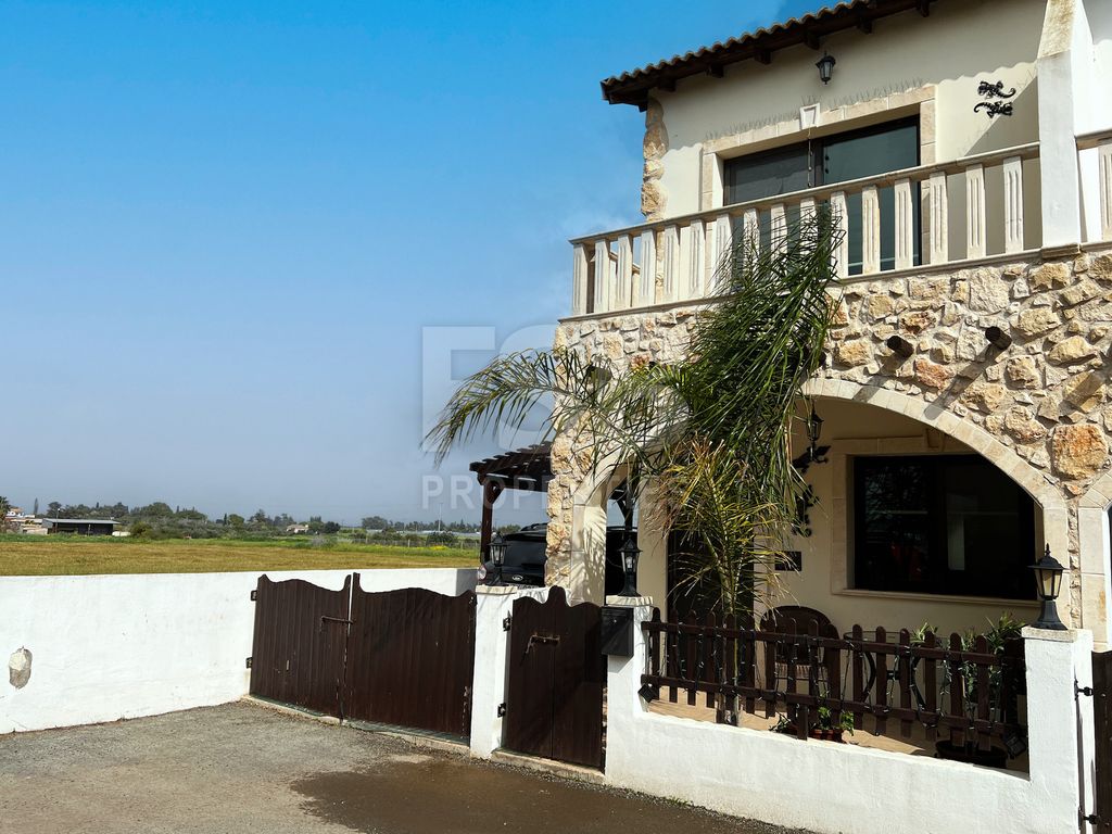 Property photo 1 of 22