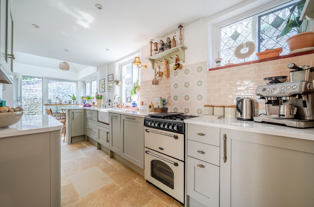 Property photo 3 of 24 1448679-7-69F3495...