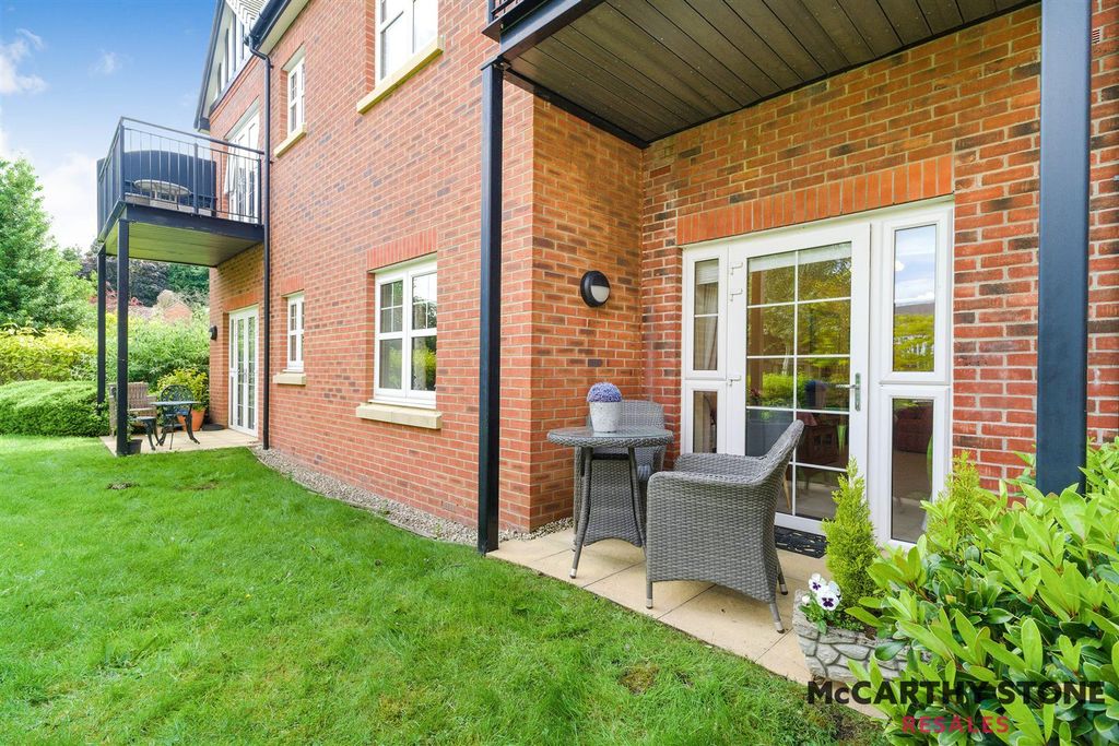 Property photo 1 of 17 08Back_Dsc03598.Jpg