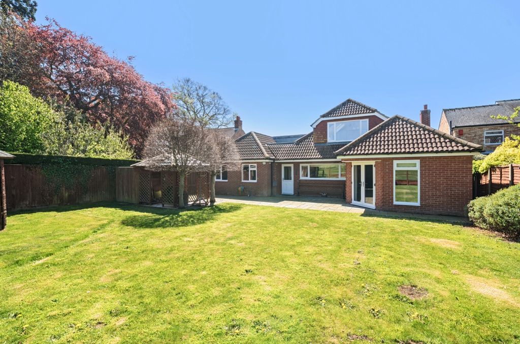 Additional image 23 of 5 bed bungalow for saleAylesby, Grimsby, Lincolnshire DN37