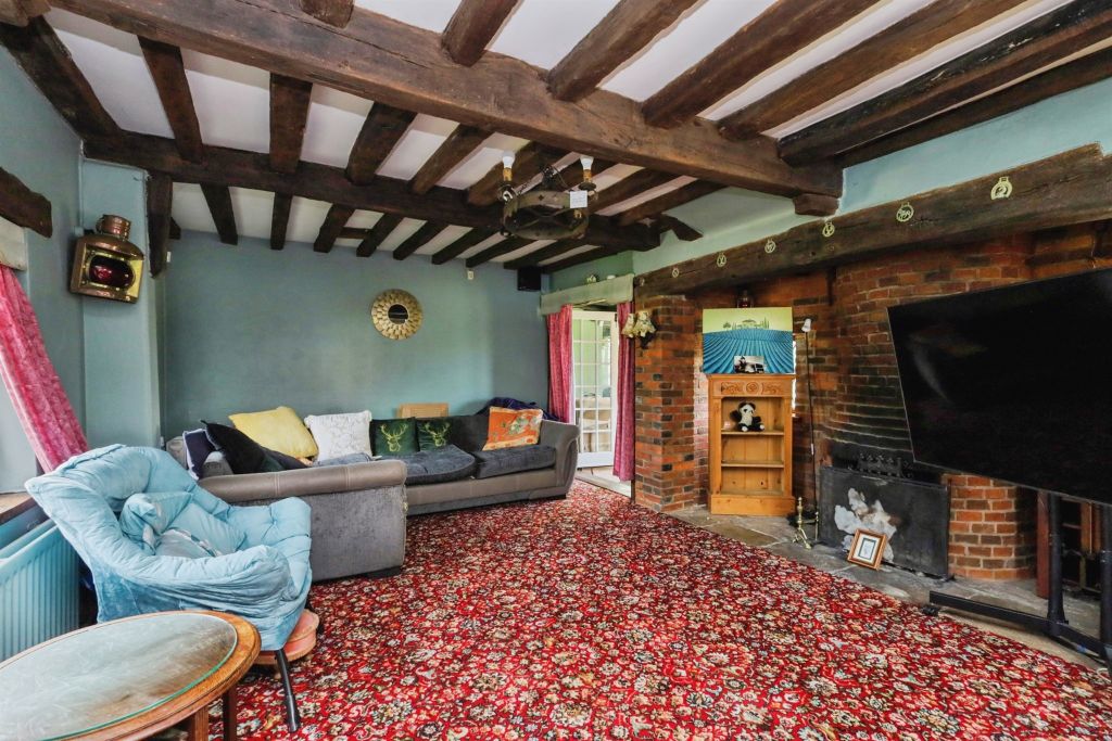 Property photo 3 of 34