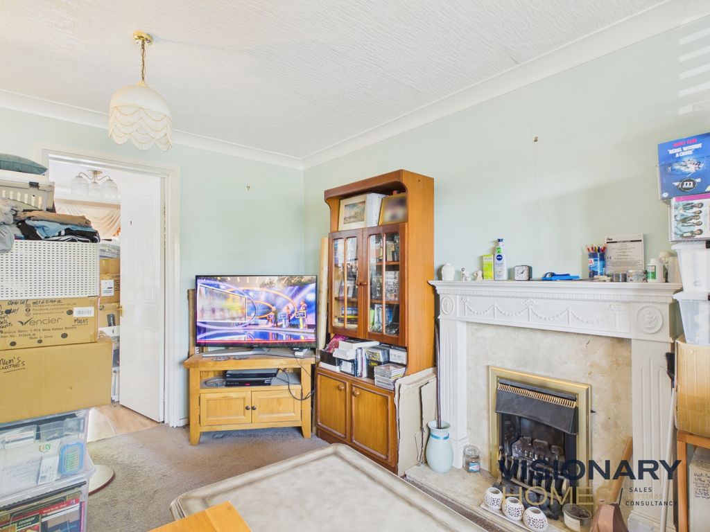 Property photo 3 of 10 Cam03522G0-Pr0251-Still001