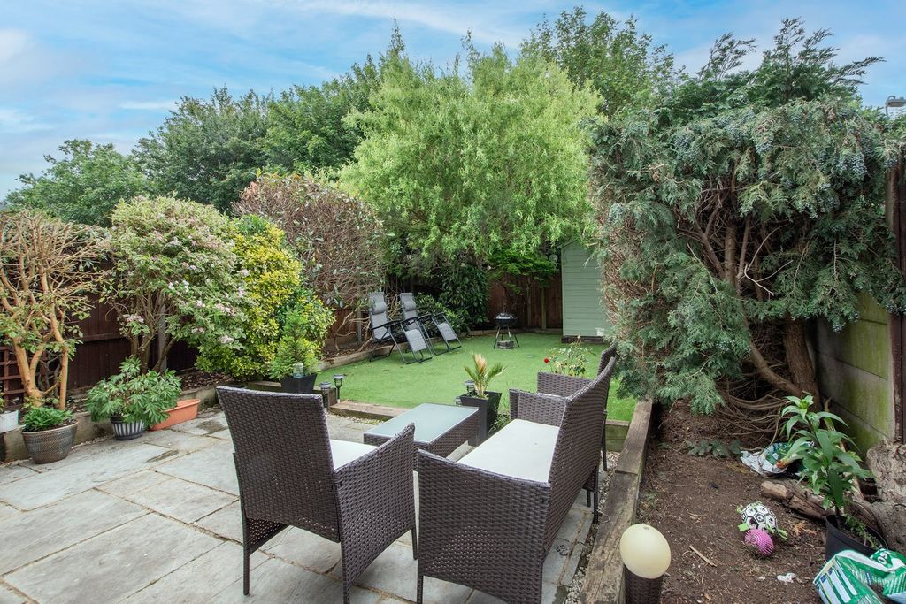 Property photo 3 of 19