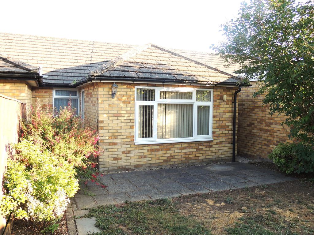 Property photo 2 of 8