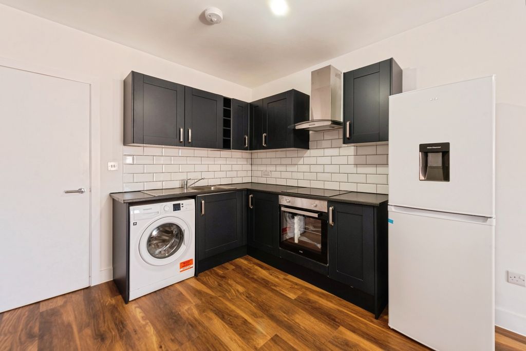 Property photo 2 of 13 Kitchen