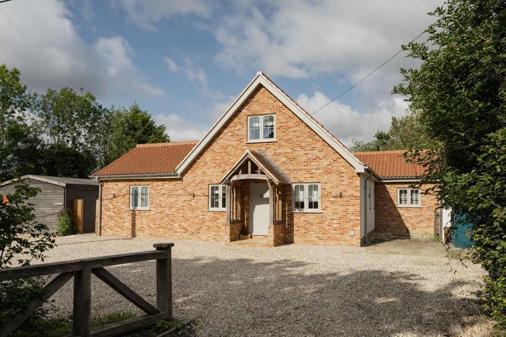 Property photo 1 of 33 Picture No. 66