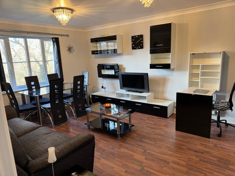 Property photo 1 of 4