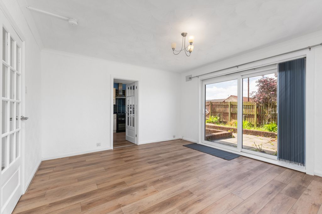 Property photo 2 of 14 1 Loch Maree Way 05