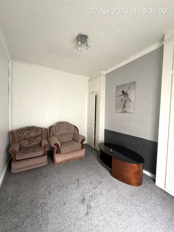 Property photo 3 of 12 5