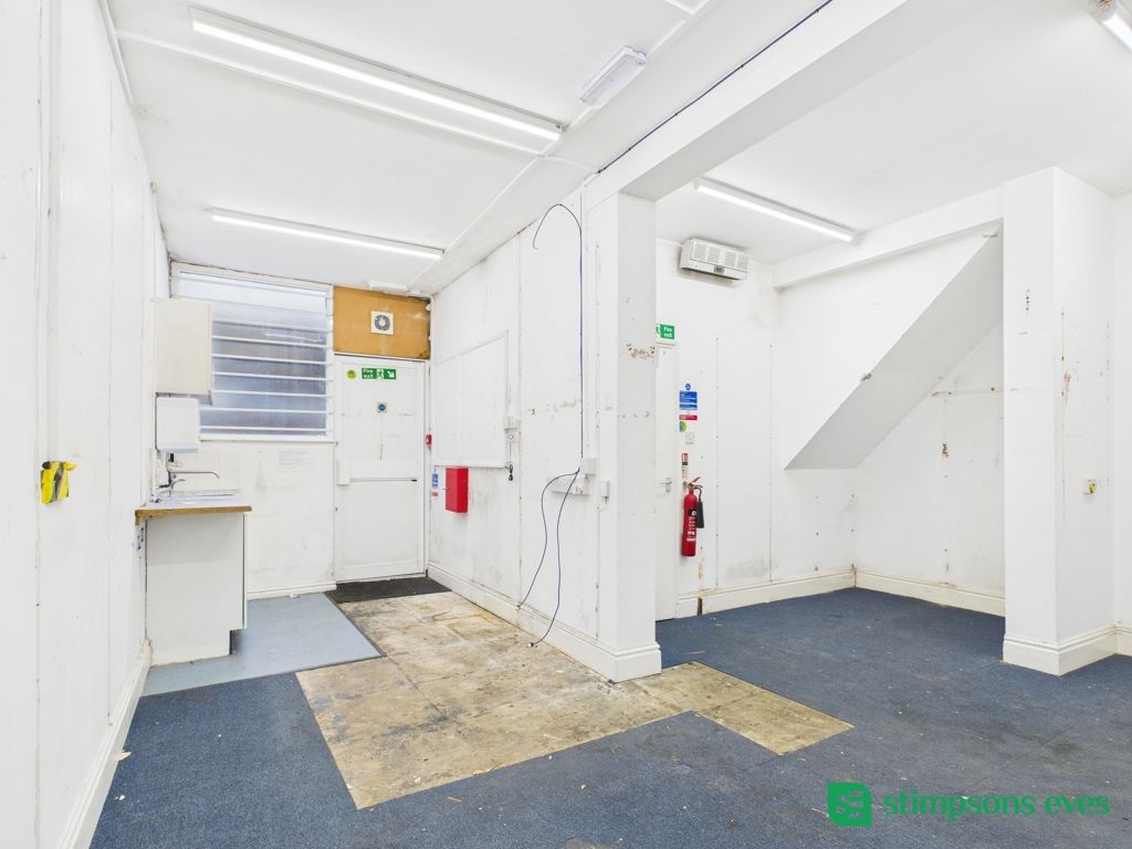 Property photo 3 of 5 Photo 8