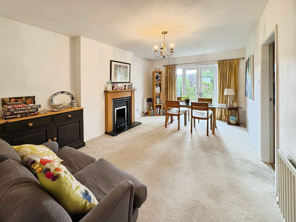 Property photo 3 of 15 81d63A0c-Img_0636