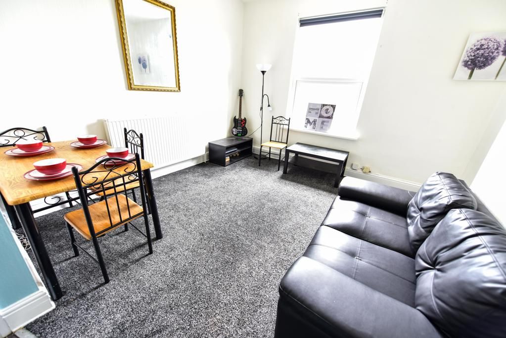 Property photo 2 of 7 Jpg