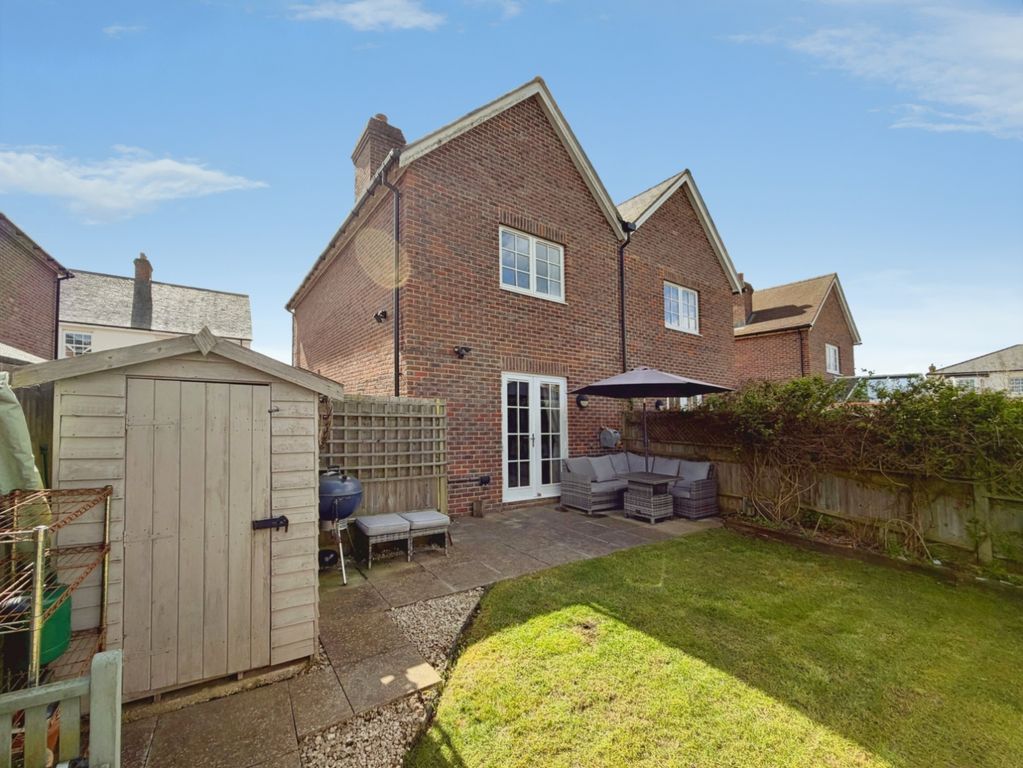 Property photo 2 of 13