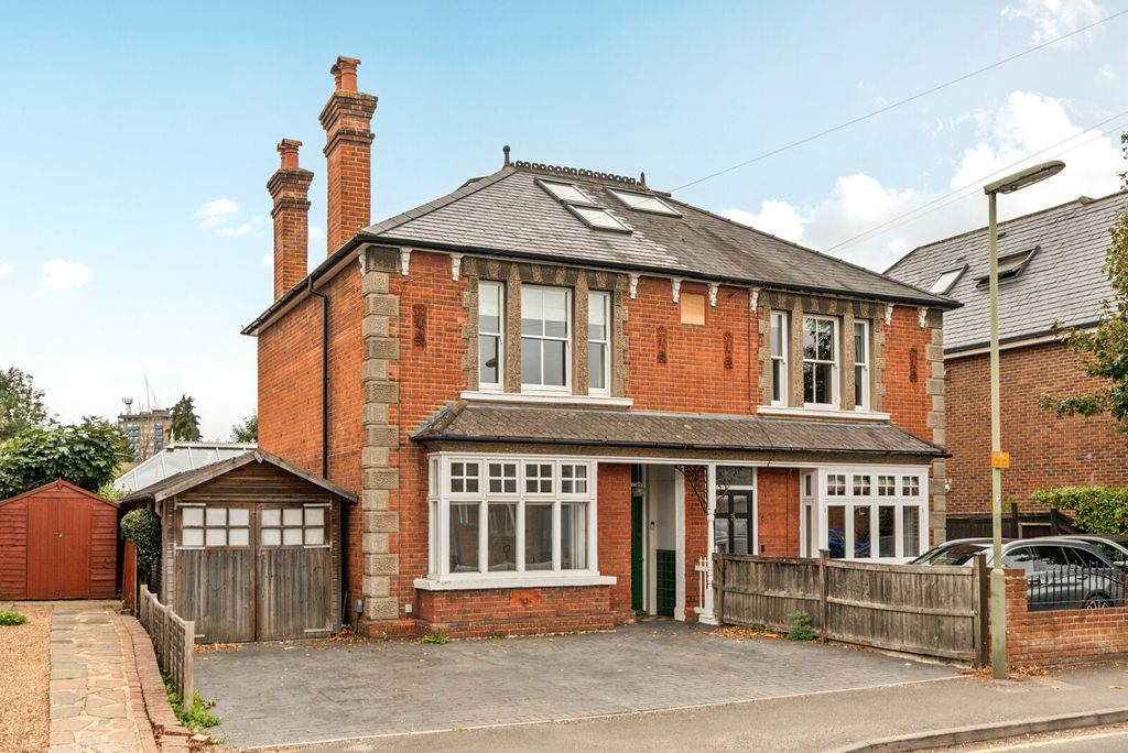 Property photo 1 of 25 1-6Aadba257Ca49-1...